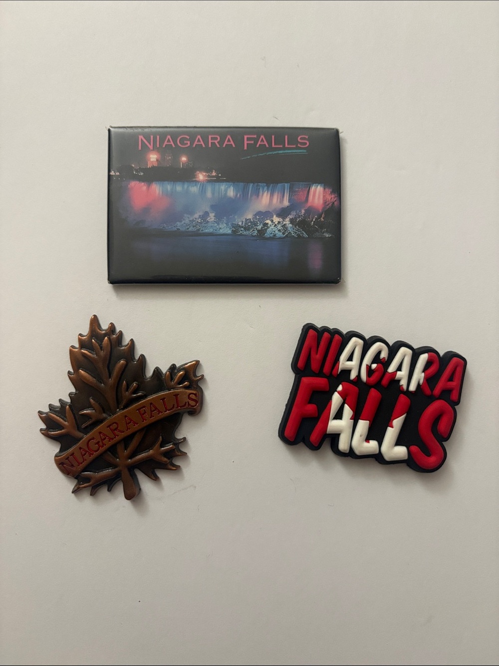 Niagara Falls Magnet Set - Black, Red, Bronze